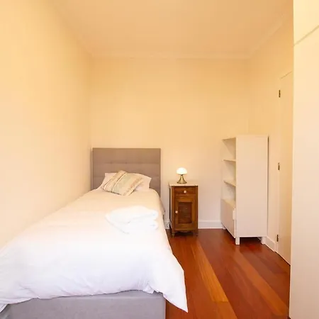 Terrace House フンシャル