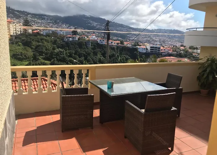 Terrace House * Funchal (Madeira)