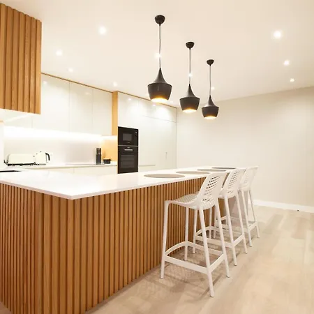 아파트 Terrace House 푼샬