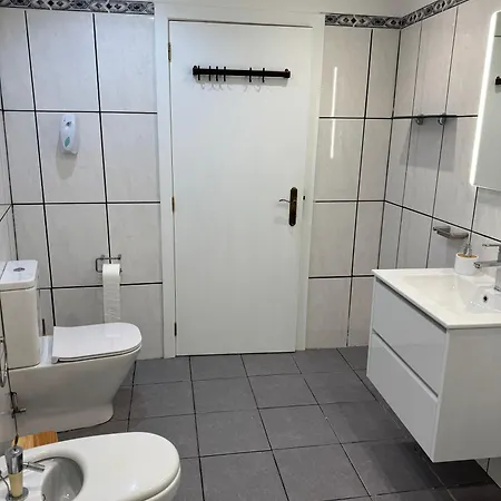 Terrace House Apartment *