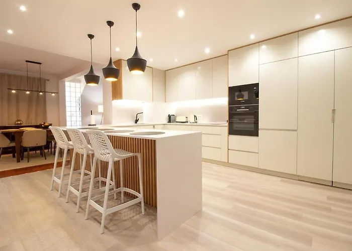 Terrace House Φουνκάλ