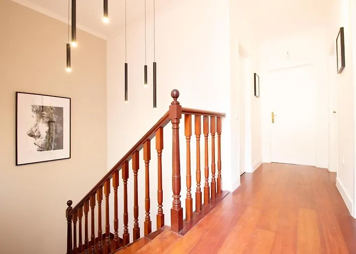 Terrace House * 丰沙尔