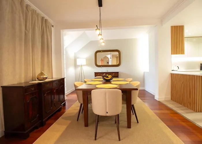 Terrace House * 丰沙尔